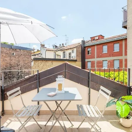 Di Lusso Con Terrazza - Centro *